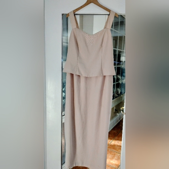 Chic Strapless Cream Vintage Evening Gown By Marsoni - Picture 2 of 4